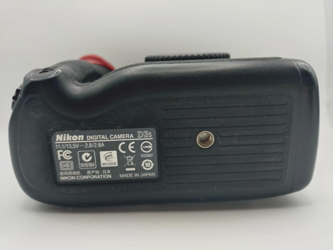 Nikon ニコン D3S デジタル一眼レフカメラ 本体 充電器付き