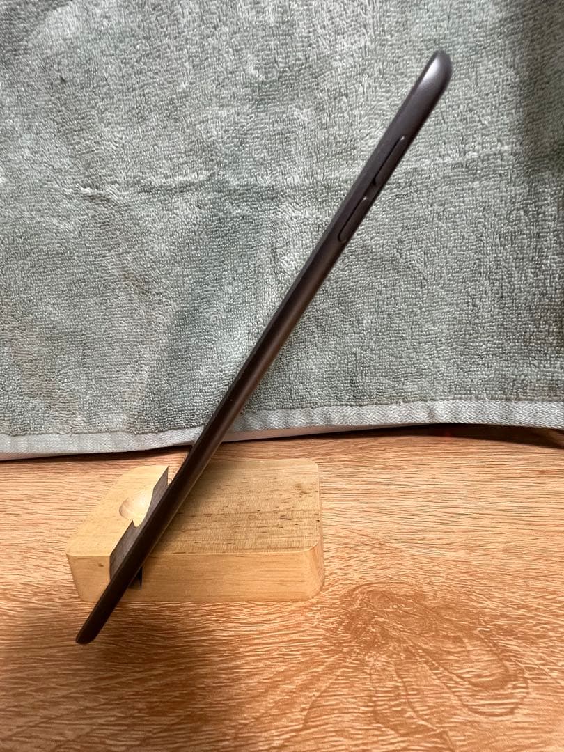 コンコロiPad mini 5 Wi-Fi 64GB スペースグレー 本体