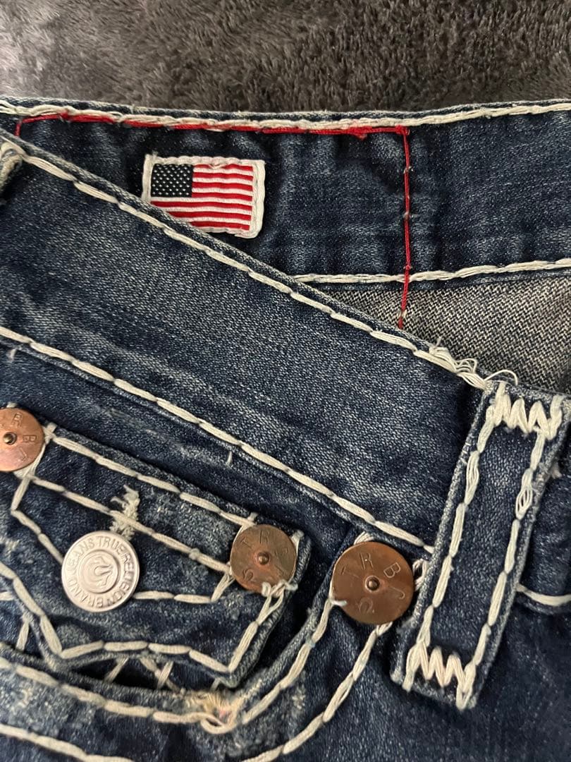 なんたらさん専用True Religion 白ステッチ　フレアデニム 29