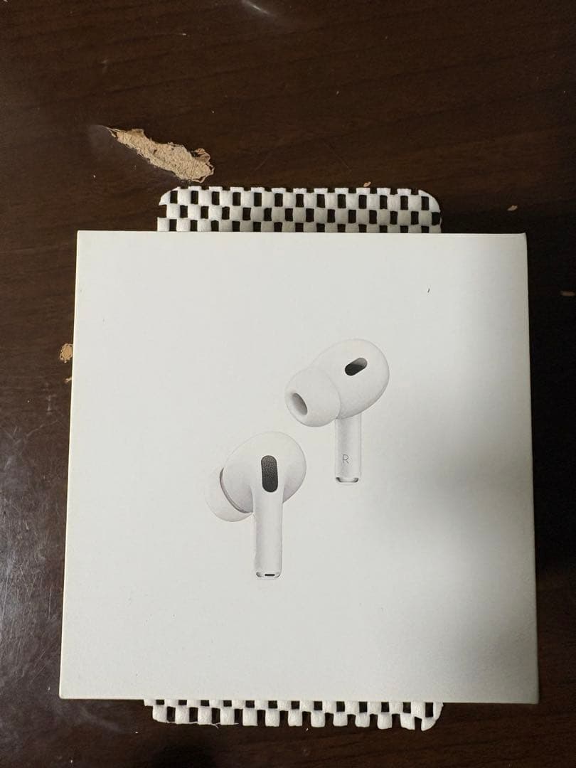 AirPods Pro第2世代　TYPE-C 本体 ホワイト 充電ケース付き