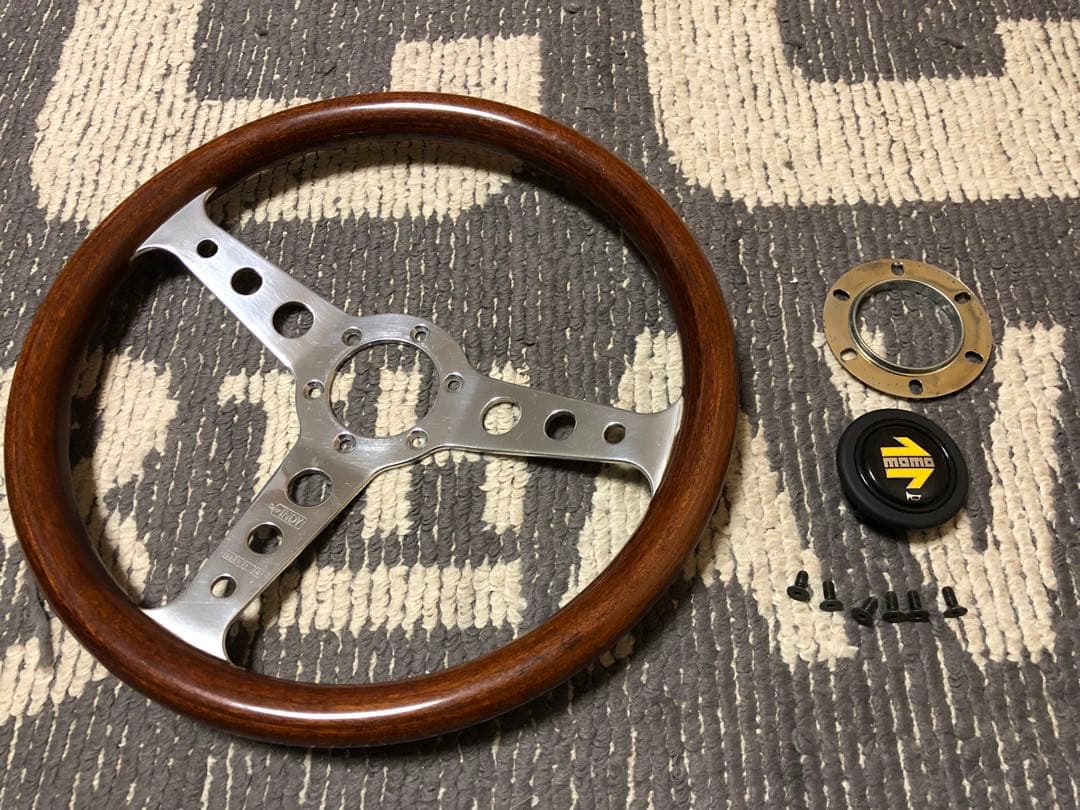 momo superindy スーパーインディナルディ34.5φ NARDI旧車