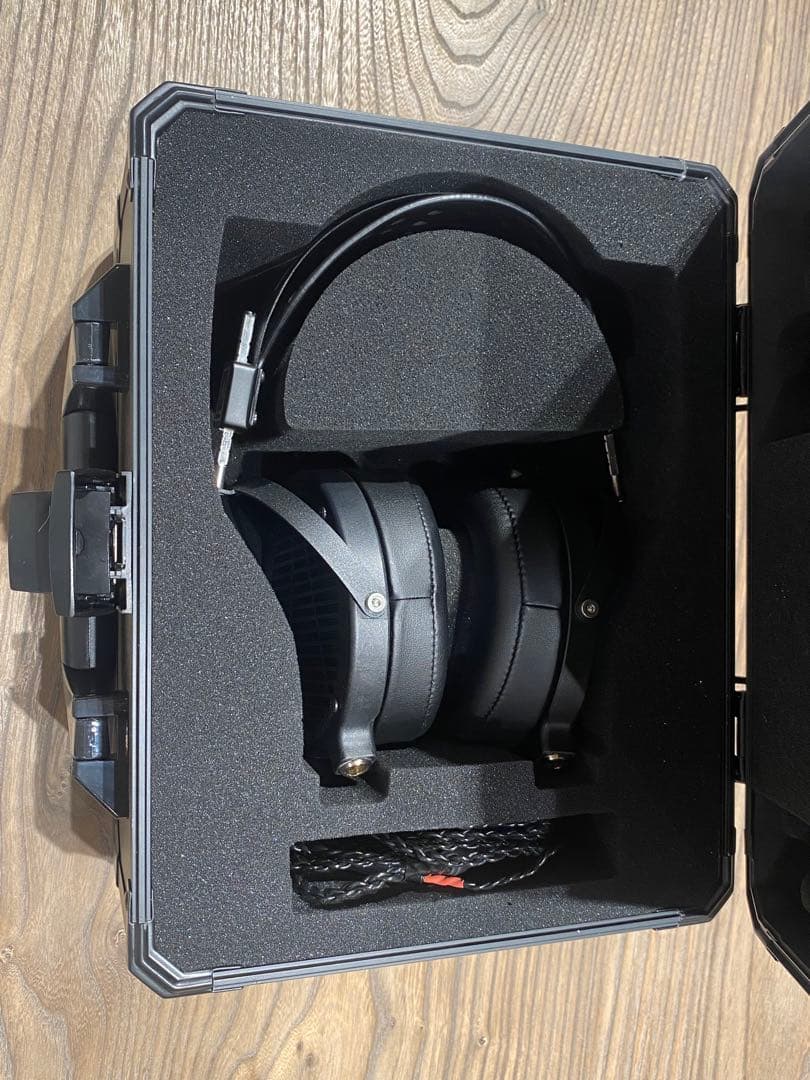 Audeze LCD-2Cヘッドフォン ほぼ未使用