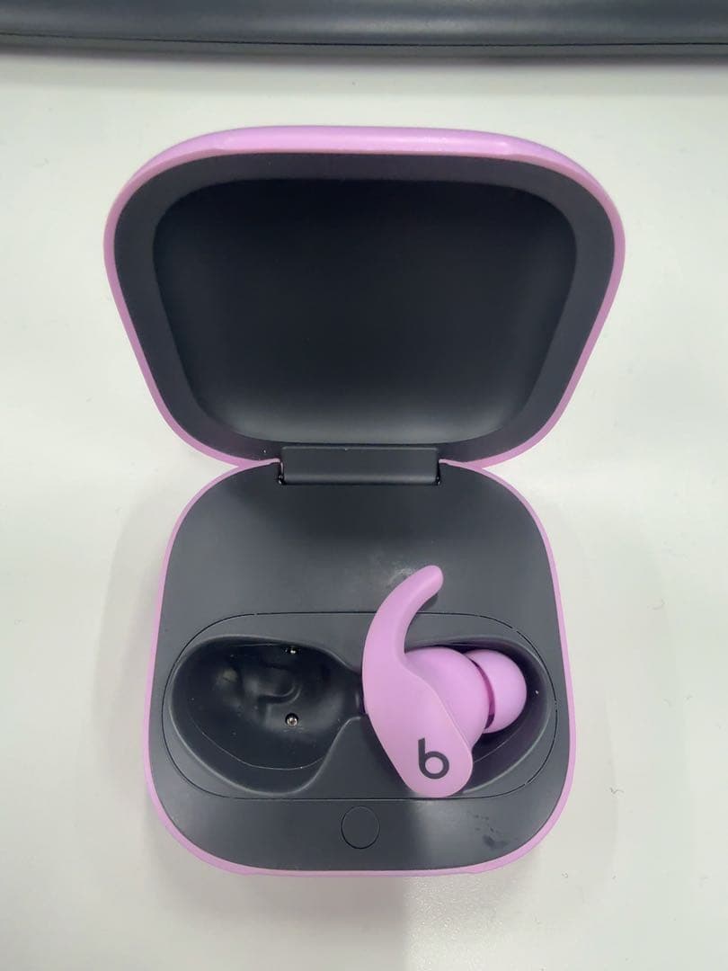 Beats ワイヤレスイヤホン ピンク