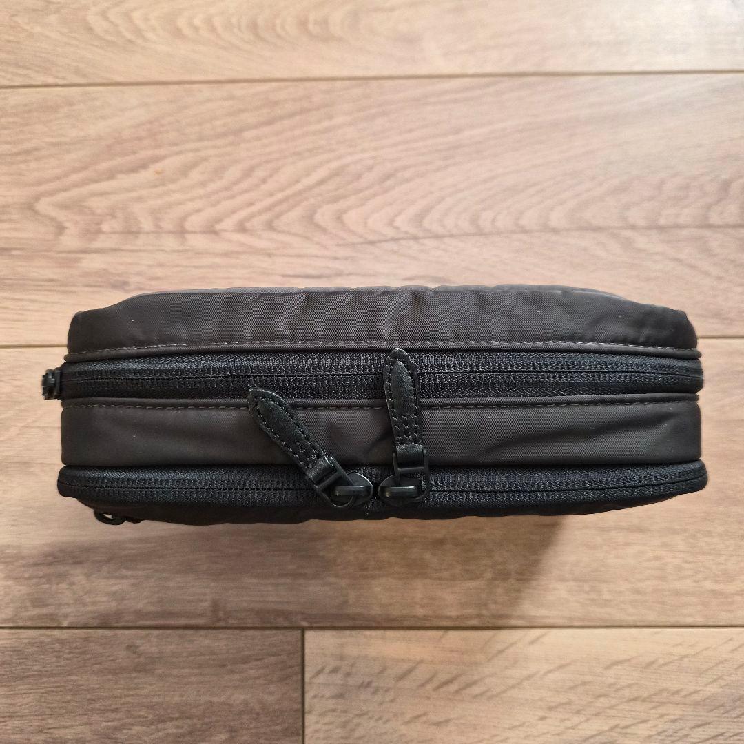 PELLE MORBIDA/ハイドロフォイル ポーチ PMO-HYD006