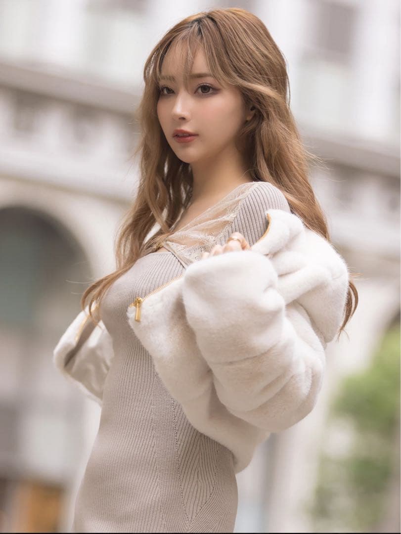 LIP SERVICE／カッティングショートファージャケット