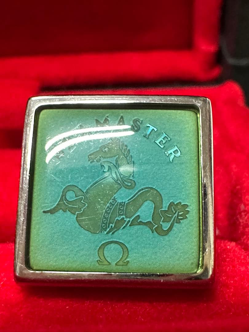 オメガ　カフス　シーマスター　グリーン×シルバー　ギャランティ付き