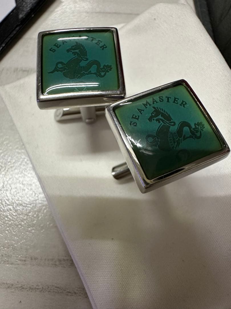 オメガ　カフス　シーマスター　グリーン×シルバー　ギャランティ付き