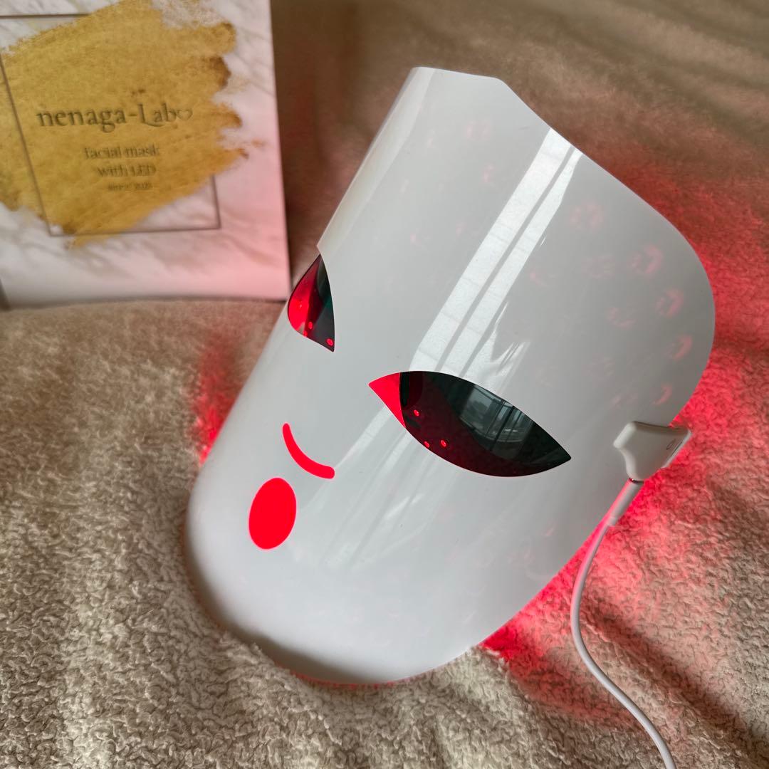 nenaga-Labo LEDフェイスマスク（3色）