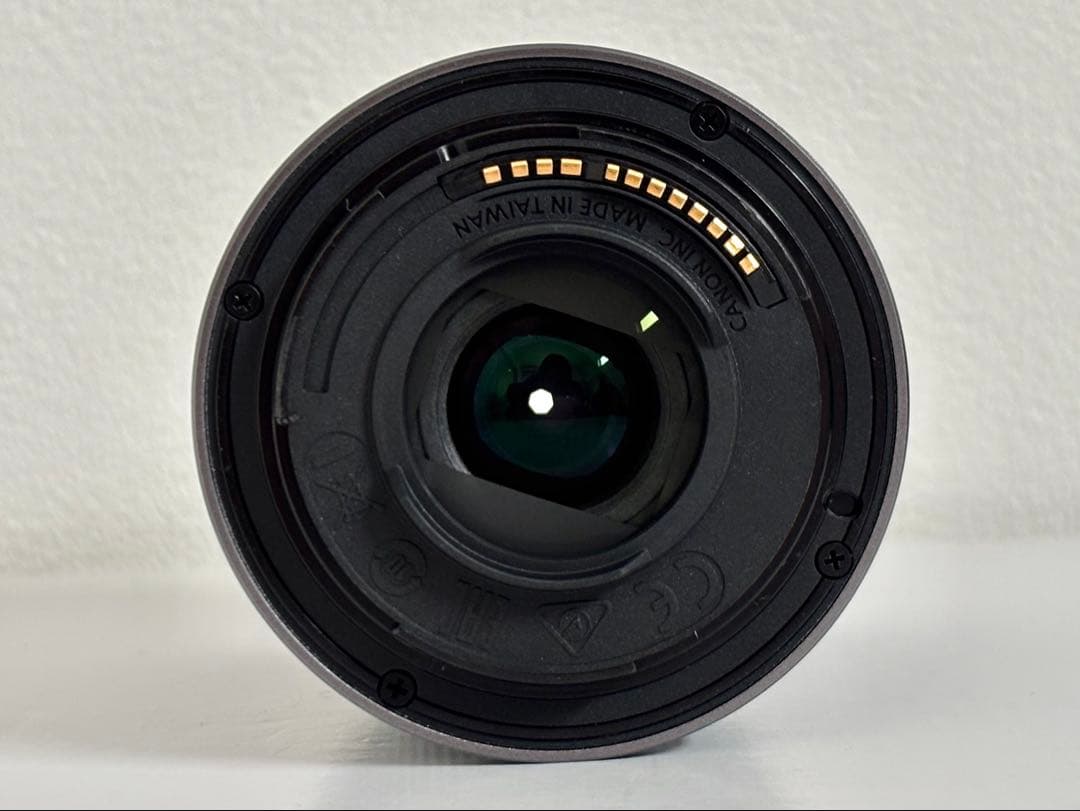 【美品】Canon EOS R10 RF-S 18-150mm f3.5-6.3
