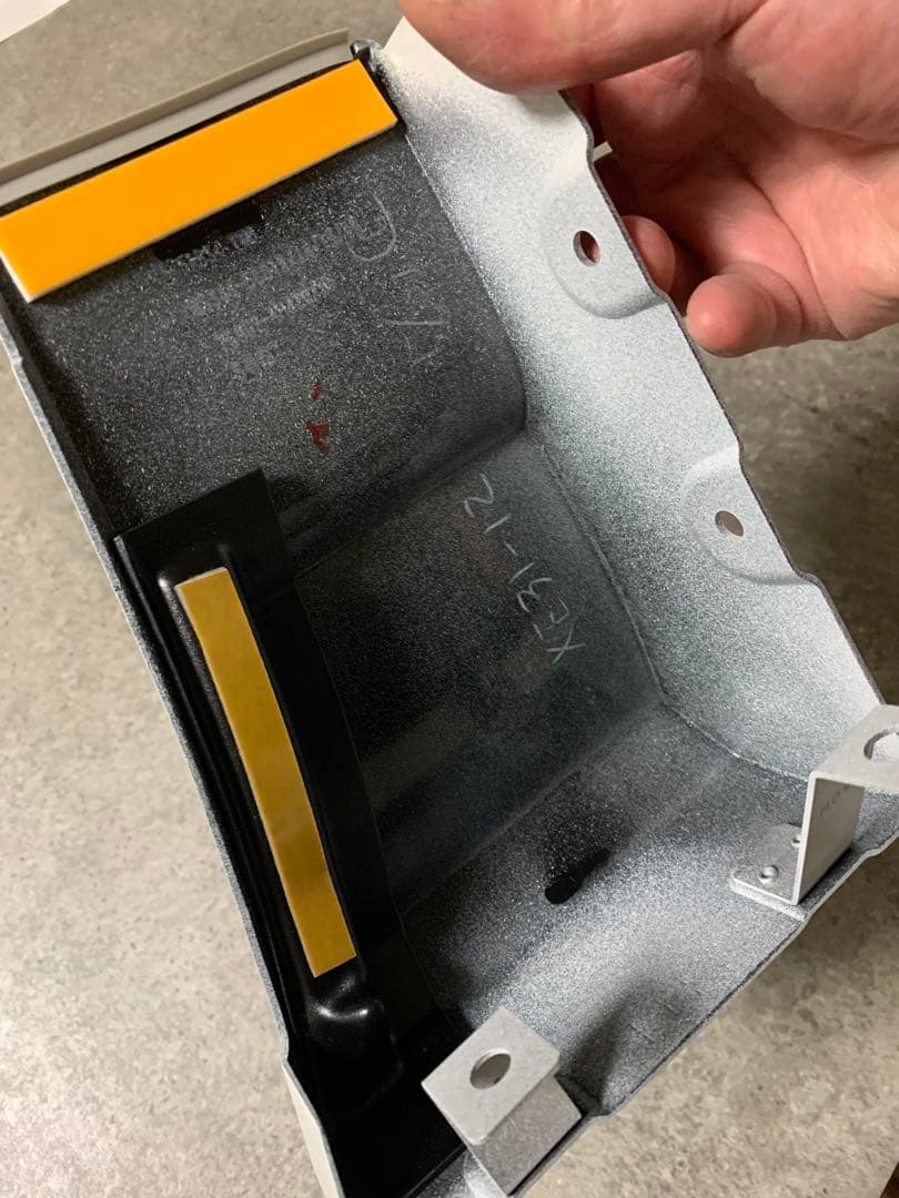 ヴェルファイア40系助手席側サイドスカート MS344-58013-A0 未使用