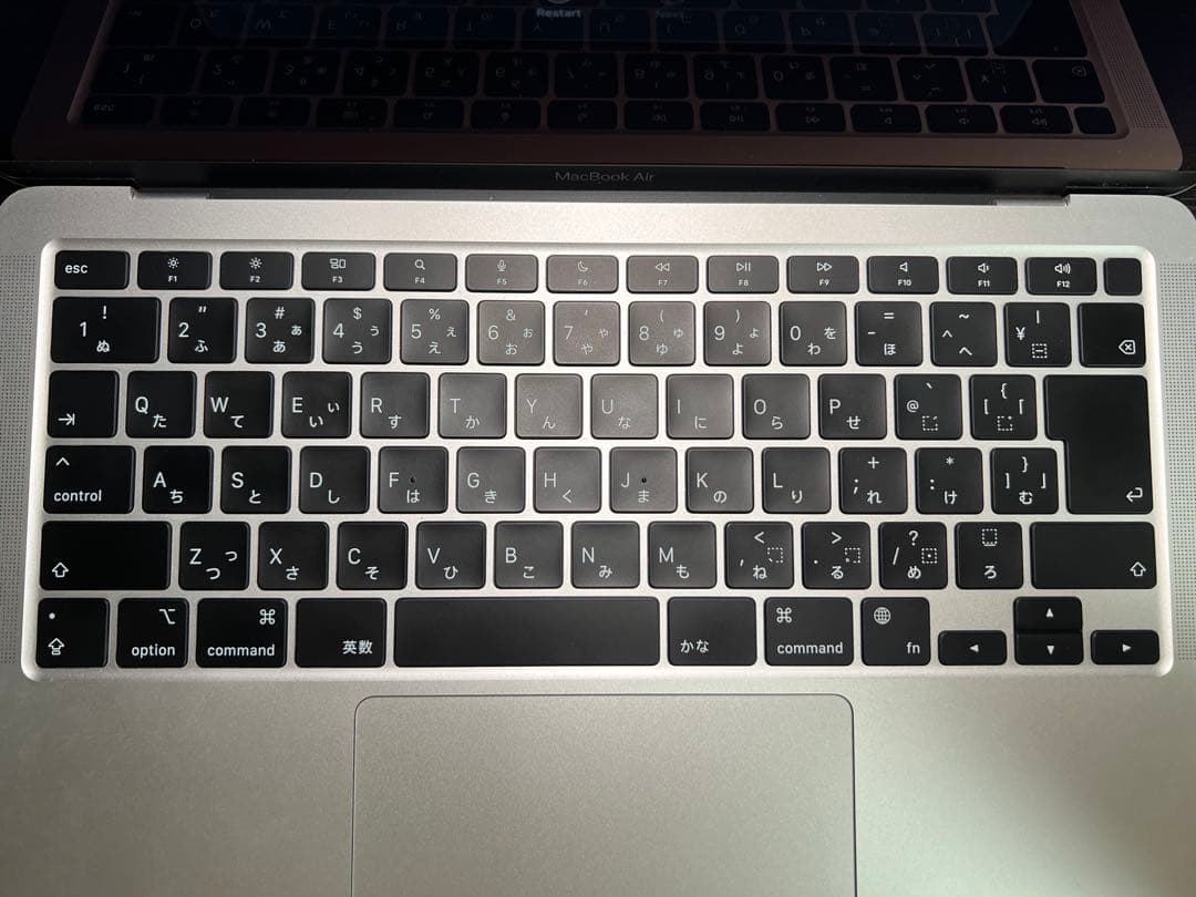 MacBook Air M1シルバー 16GBメモリー 256GB SSD