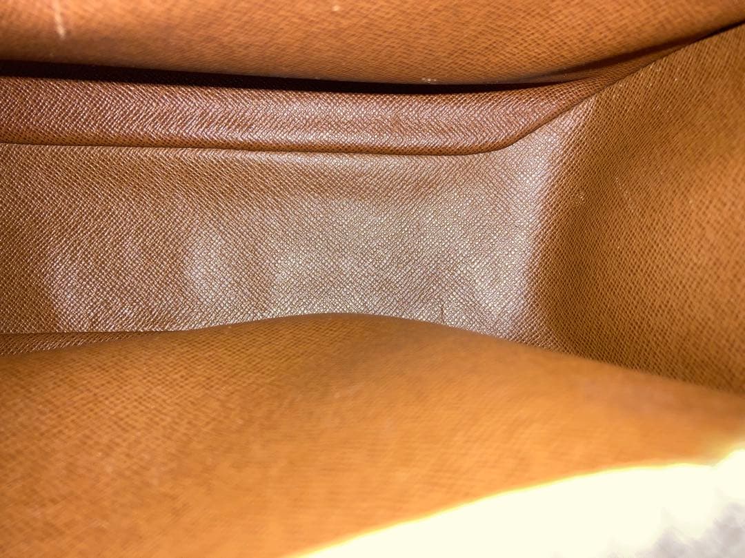 Louis Vuitton ルイヴィトン　モノグラム　斜め　ショルダーバッグ