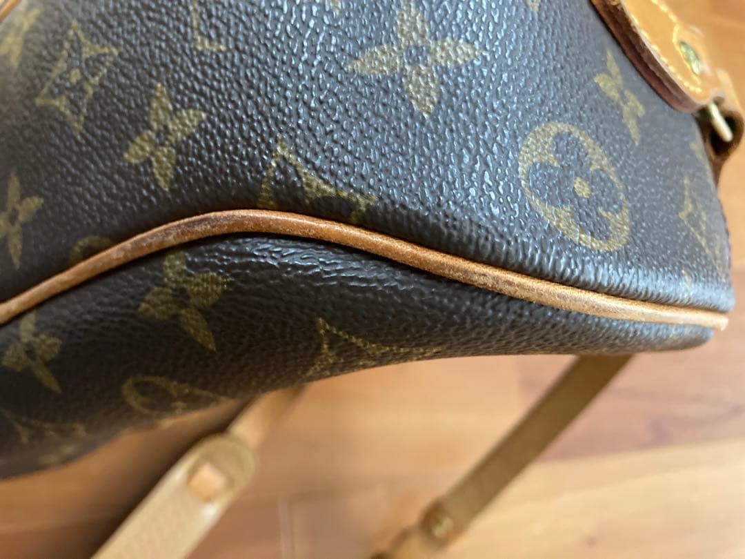 Louis Vuitton ルイヴィトン　モノグラム　斜め　ショルダーバッグ