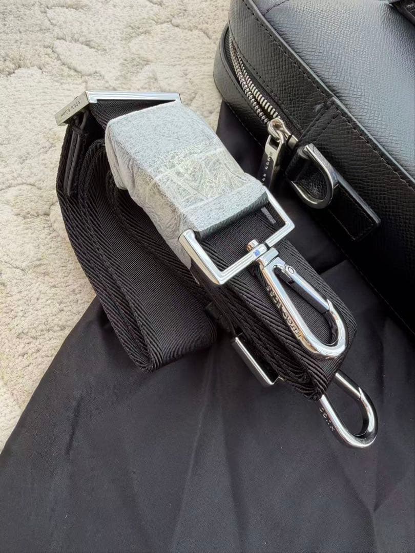 HUGO BOSS ブラック メンズビジネスバッグ