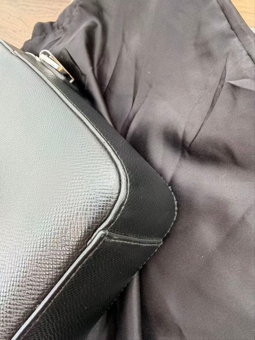 HUGO BOSS ブラック メンズビジネスバッグ