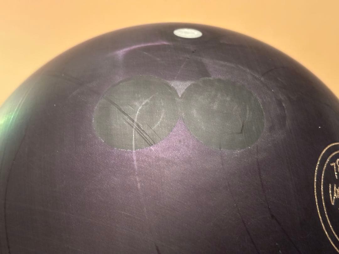 ハンマー　ブラックパールウレタン　78D 15P プラグ済み　ボウリングボール