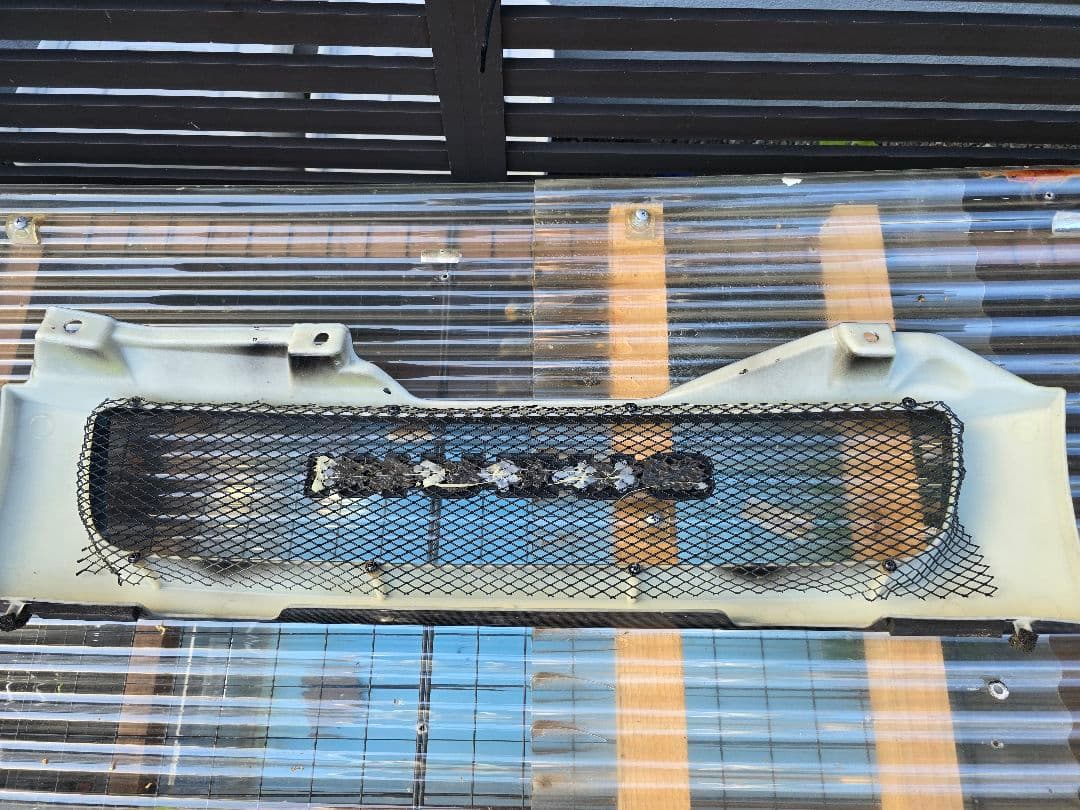 jb23 ジムニー　カーボン調グリル　SUZUKI