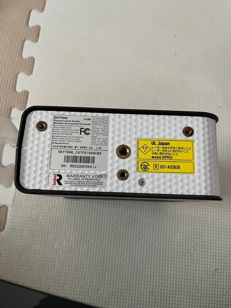 SKYTRAK 弾道測定器　スカイトラック プロテクター・設置キット付