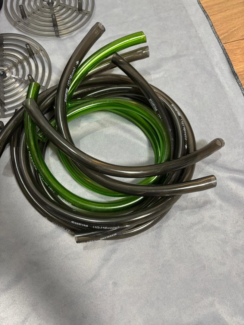 美品！ エーハイム２２１５ アクアリウム 外部フィルター 水草　熱帯魚　70周年