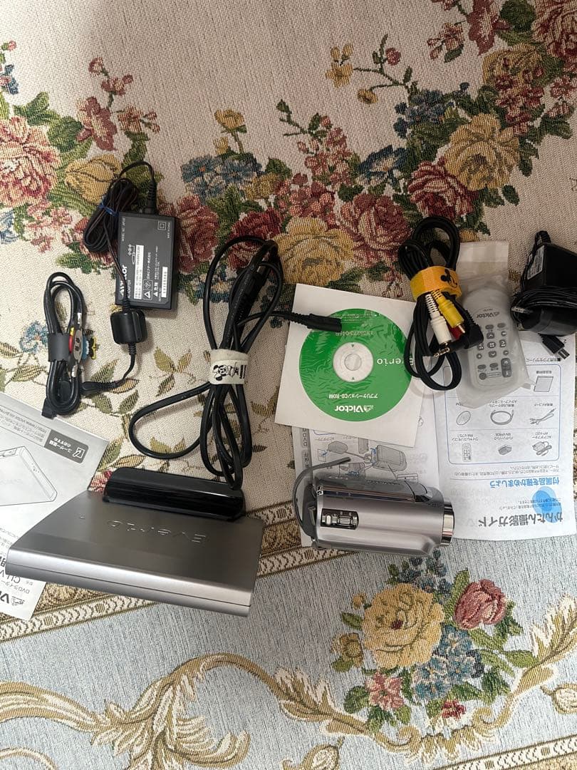 【美品】Victor Everio HDDビデオカメラ　付属品多数