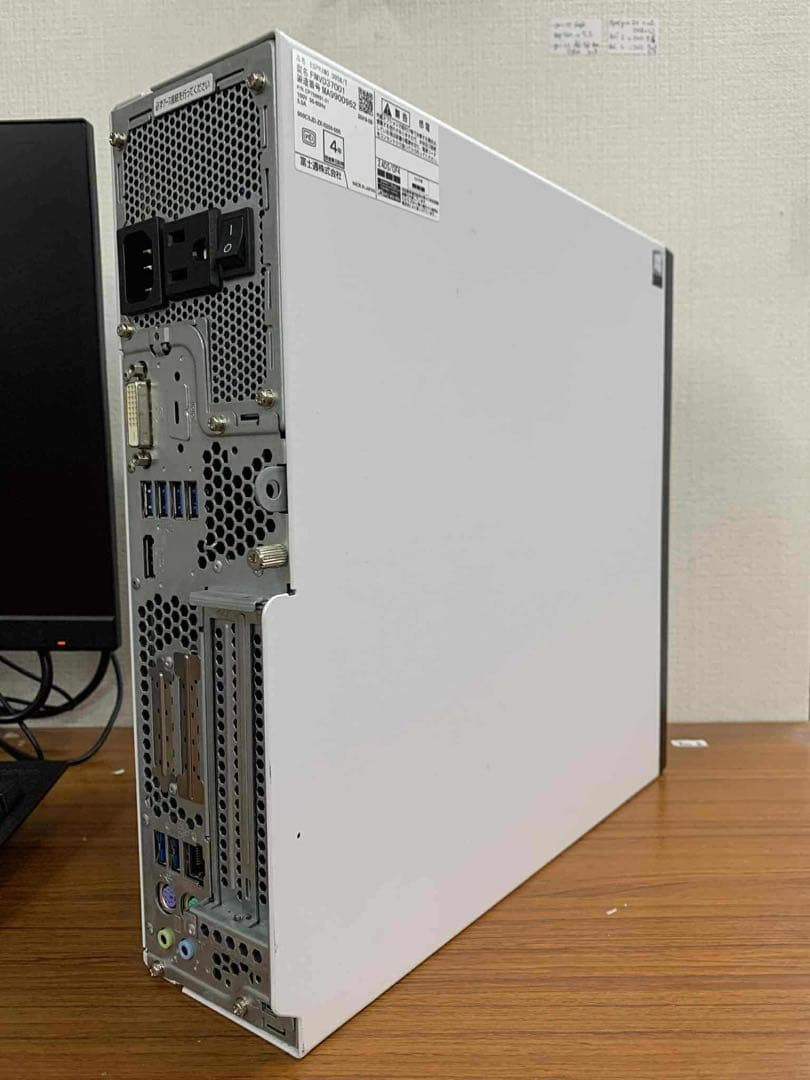 富士通 ESPRIMO D958/T i5-8500 8GB SSD512GB