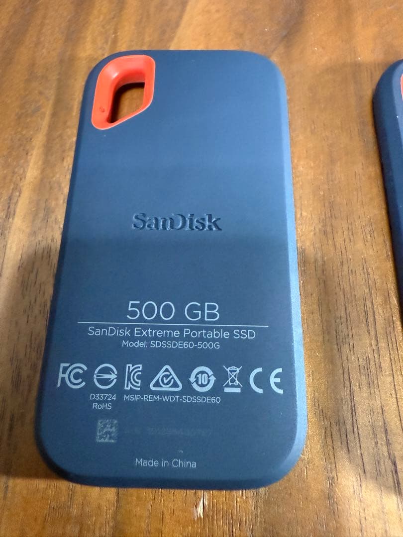 2*3様 SanDisk Extreme Portable SSD 1TB ＋