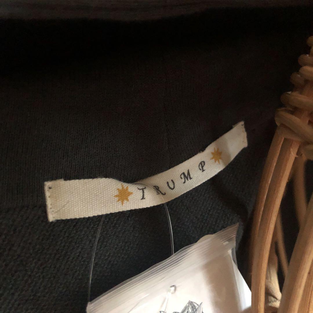✴︎TRUMP ✴︎ 新品　未使用　フード付きジャケット