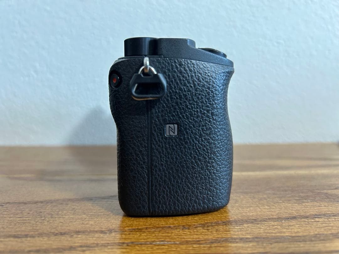 【付属品多数】SONY α6300 デジタル一眼レフカメラ