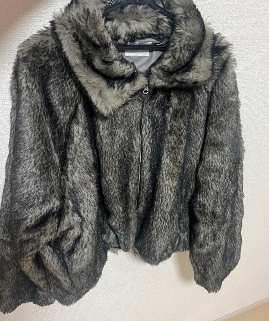 【美品】最安値　MURUA フェイクファージャケット　ファーブルゾン