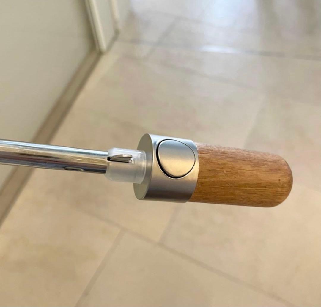 FONDATION LOUISVUITTON フォンダンシオンルイヴィトン 傘