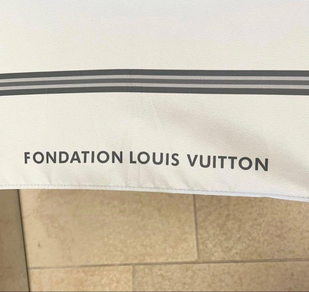 FONDATION LOUISVUITTON フォンダンシオンルイヴィトン 傘