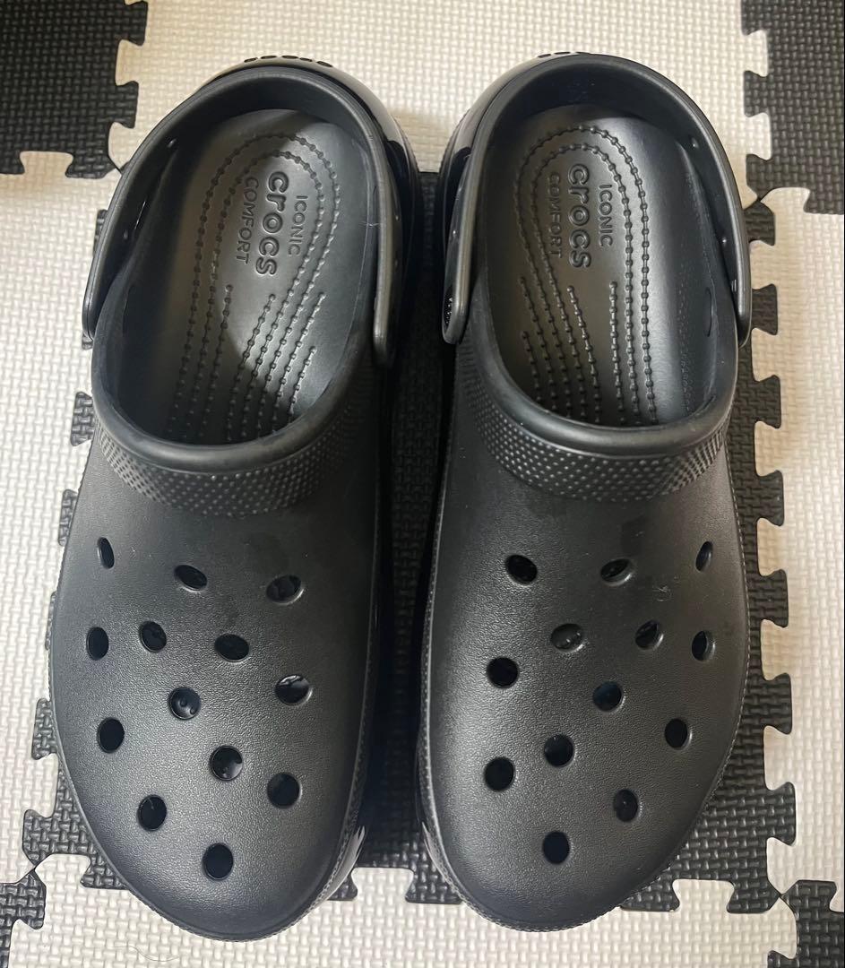 美中古 クロックス MEGA CRUSH CLOG 28cm