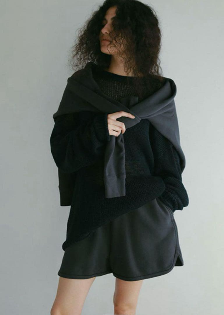 完売人気！袋未開封エトレトウキョウ　クルーネックスエットシャツcharcoal