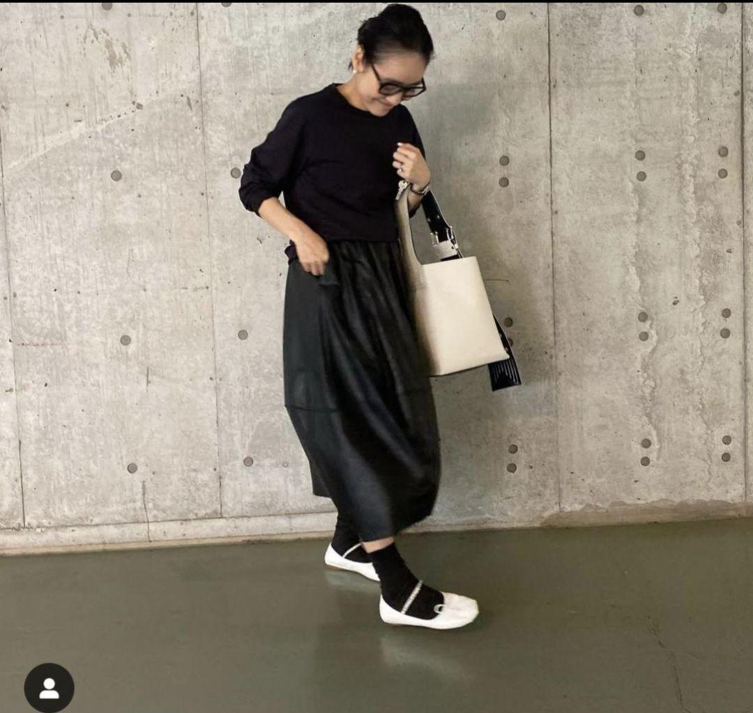 ＜LOEFF（ロエフ）＞ コットン パイル カットソー　黒　ブラック　金子綾