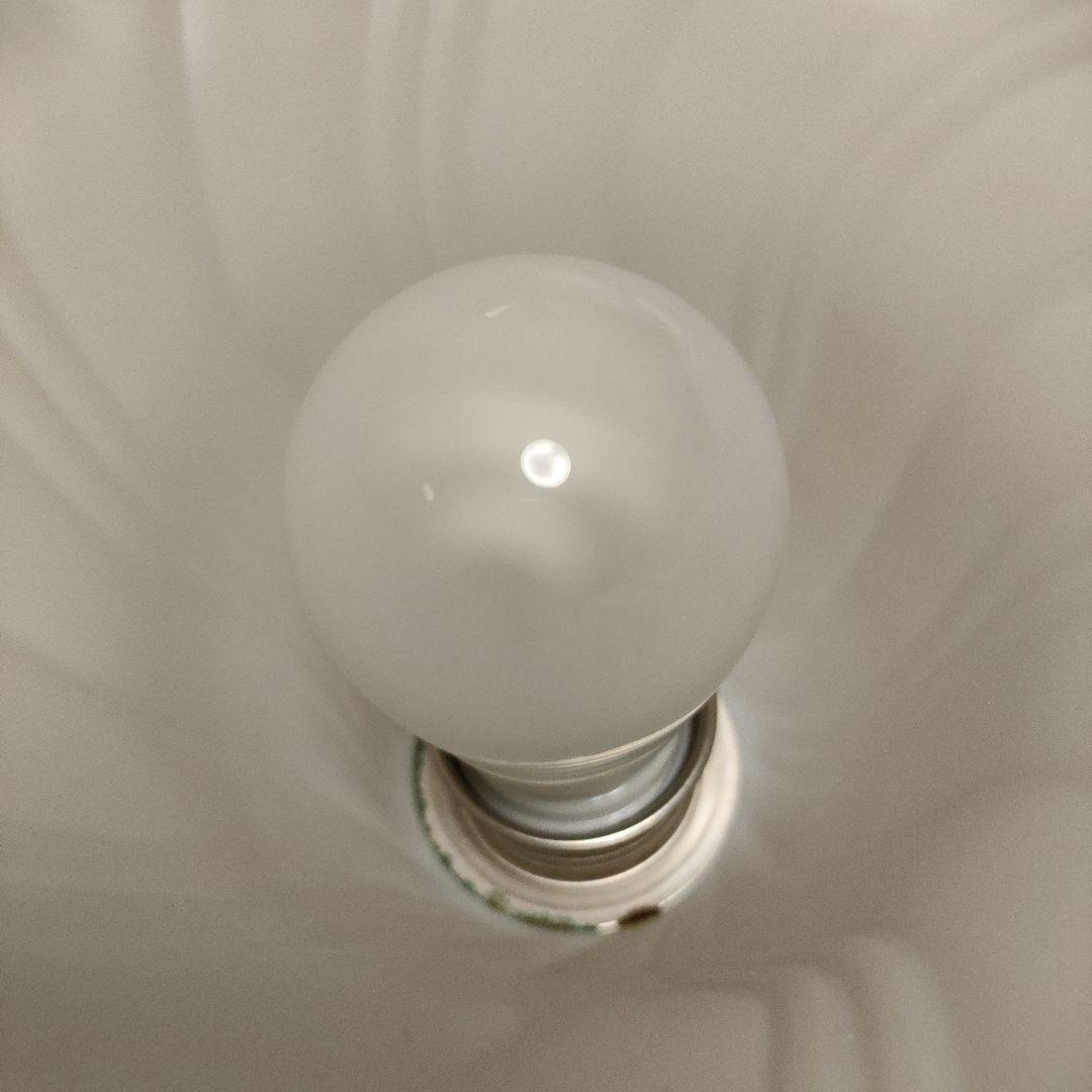 ホワイトフラワー型シーリングライト