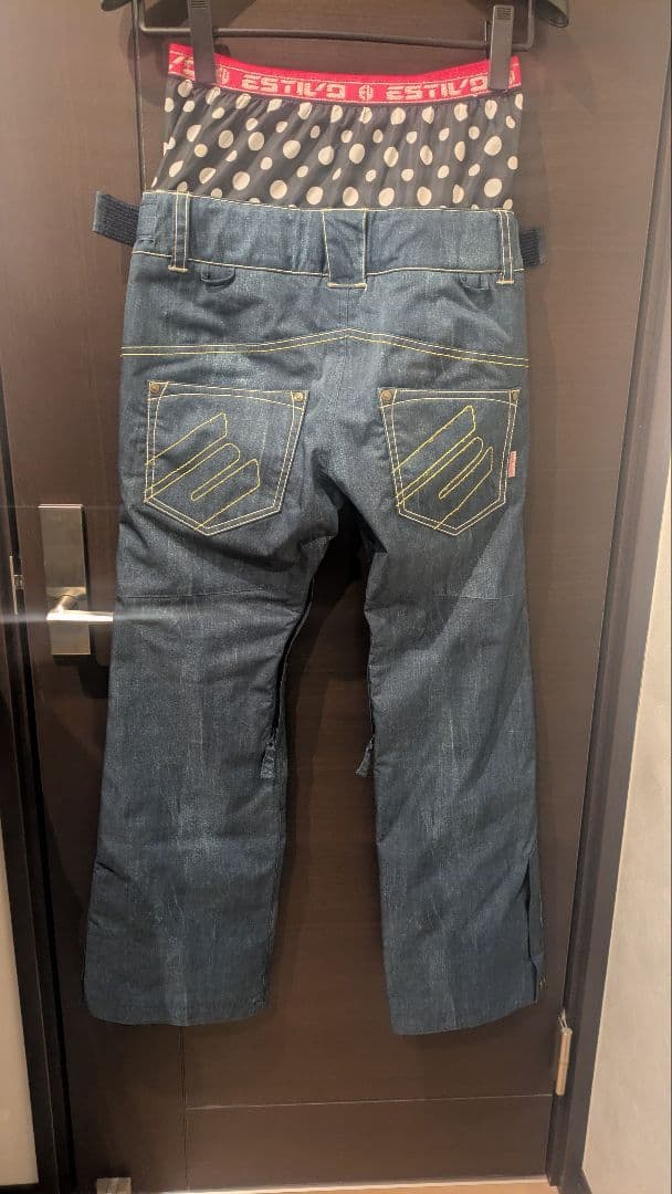 新品 ESTIVO（エスティボ）スノーボードウェア（パンツ）