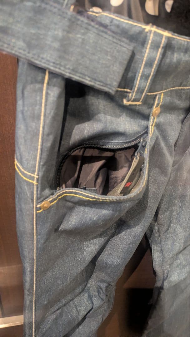 新品 ESTIVO（エスティボ）スノーボードウェア（パンツ）