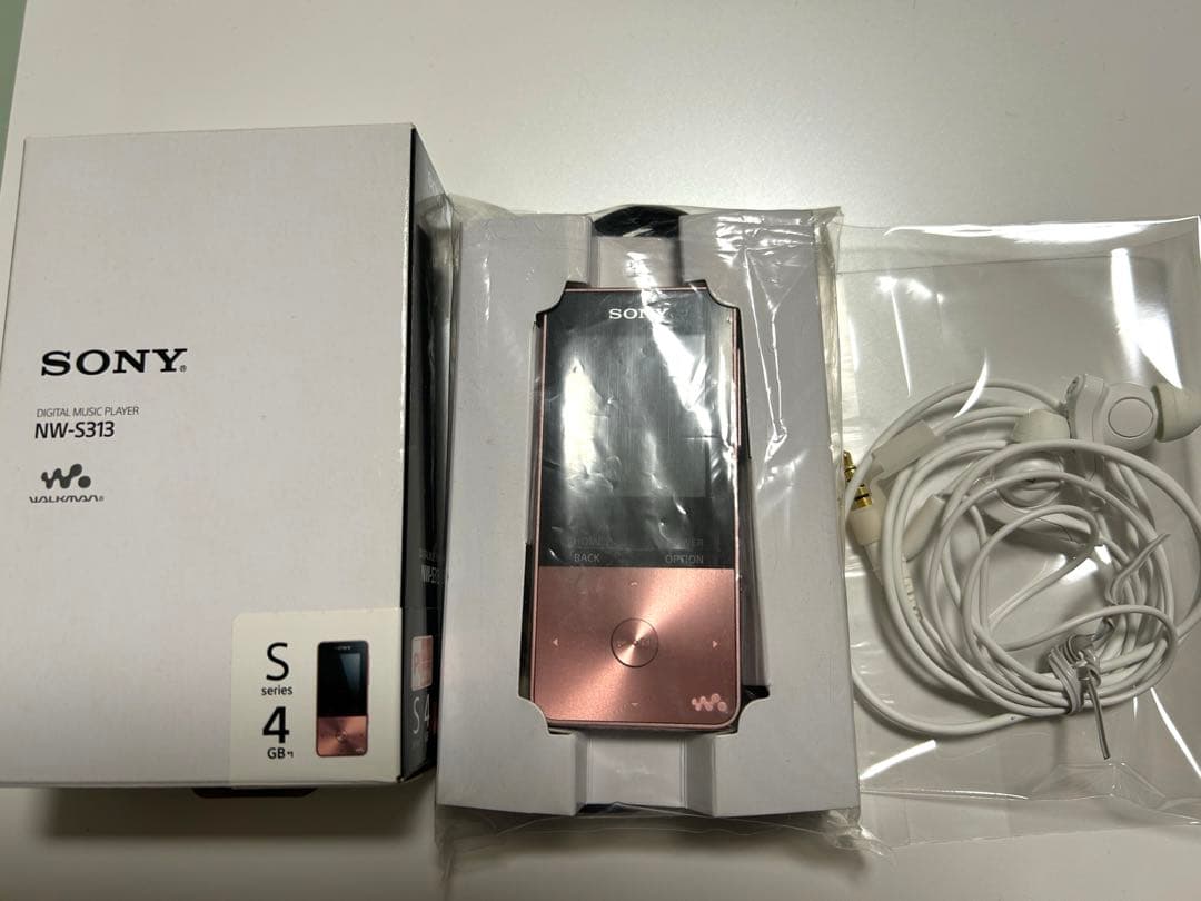 【未使用】SONY ウォークマン NW-S313 4GB ピンク