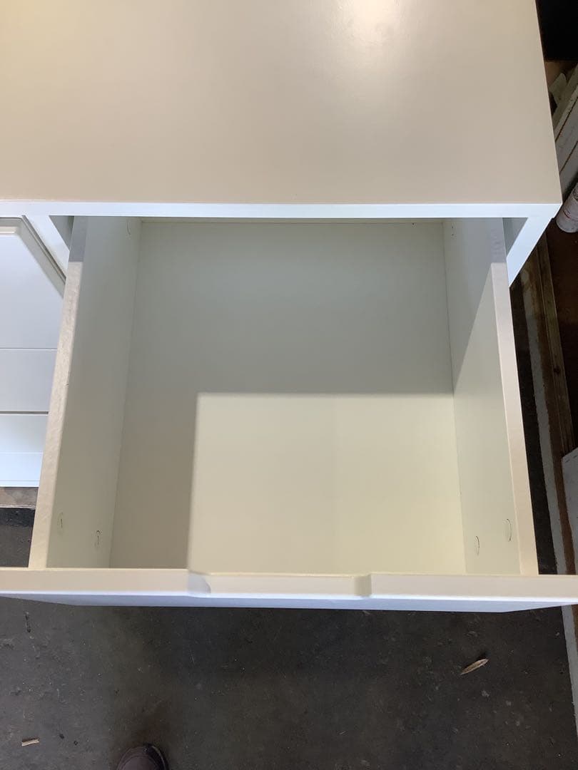 HA_AH 白いチェスト 引き出し6つ 小さ目のタンス