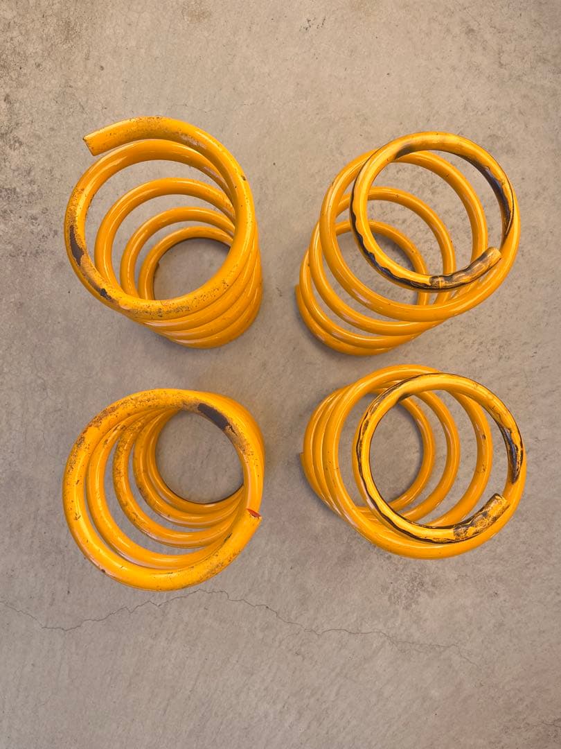 ローダウンスプリング【アイシス：モデリスタパーツ】