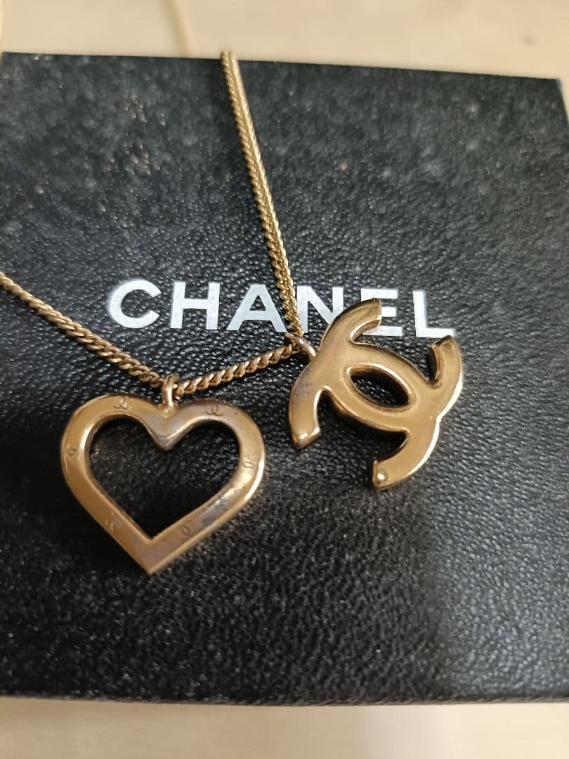 丸*山様 CHANEL ハートとロゴ ペンダントネックレス