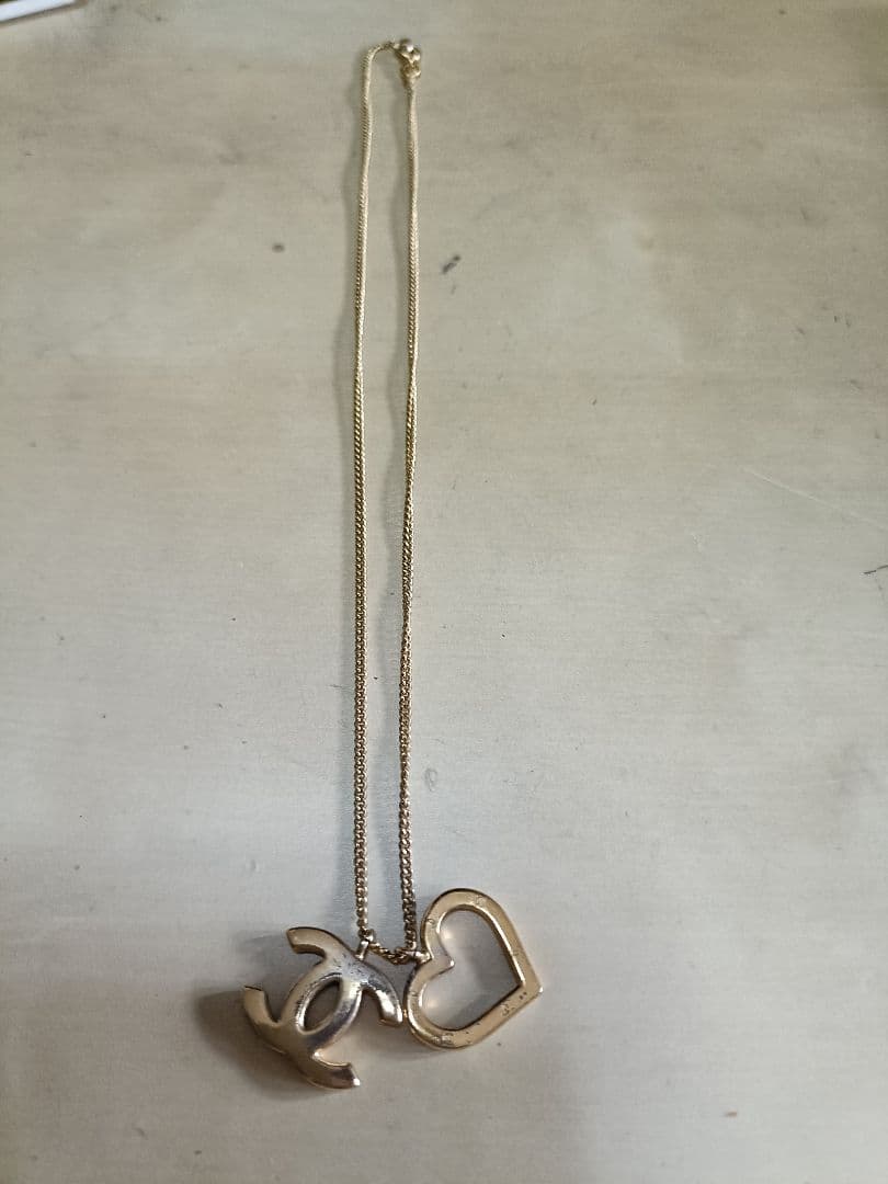 丸*山様 CHANEL ハートとロゴ ペンダントネックレス