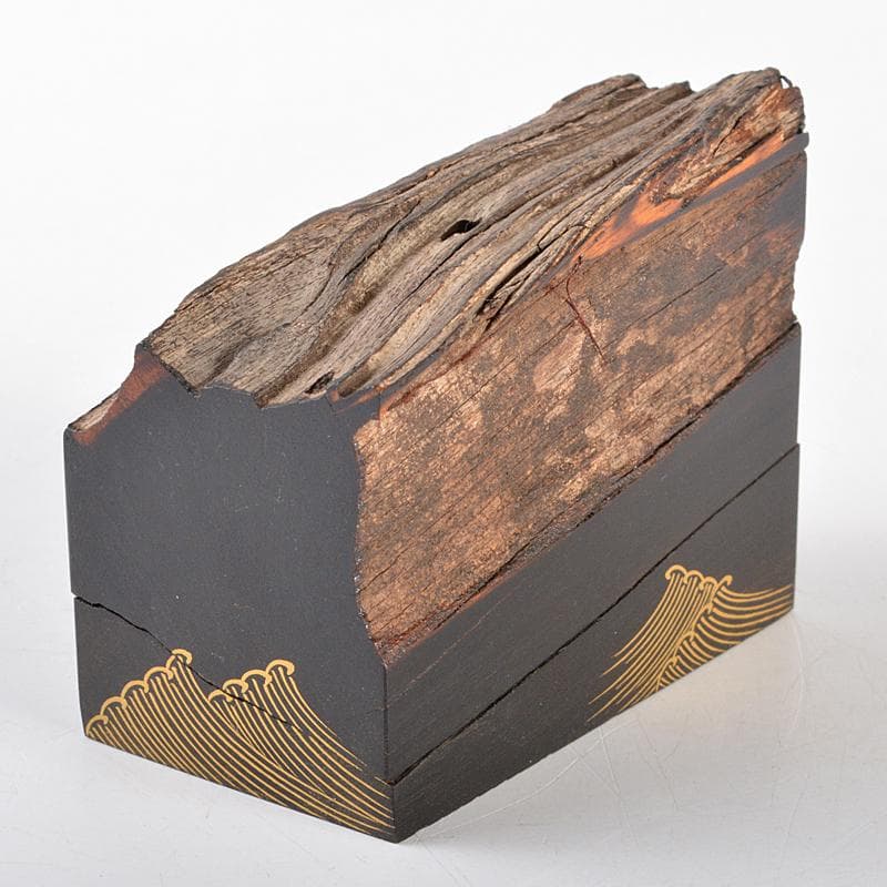 HOLIDAY 道場宗廣作　名取川　波蒔絵　埋木香合　共箱　M　R5301