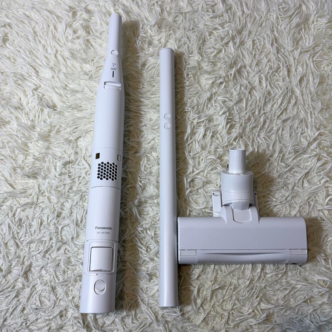 【ほぼ未使用】Panasonic MC-NS100K 2025年製 掃除機