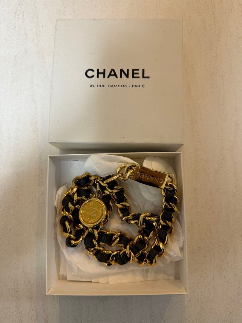 シャネル CCロゴ ラウンドチャーム チェーンベルト レザー ヴィンテージ