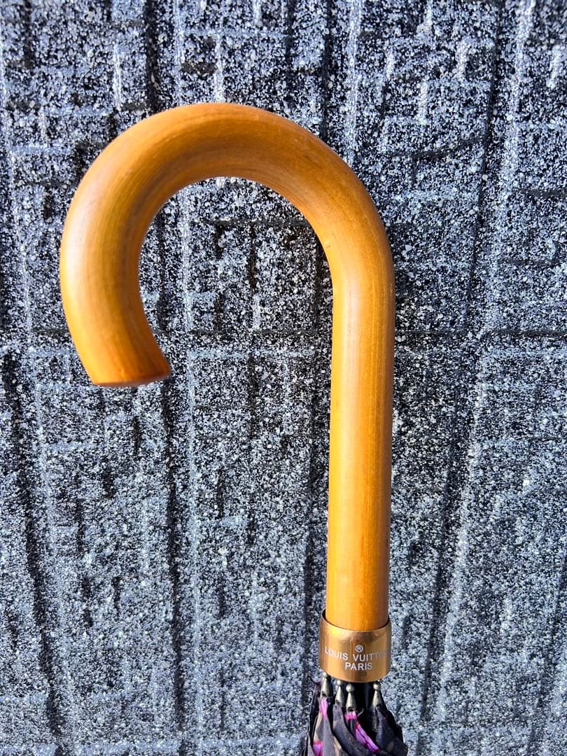 LOUIS VUITTON 長傘 黒とピンク花柄