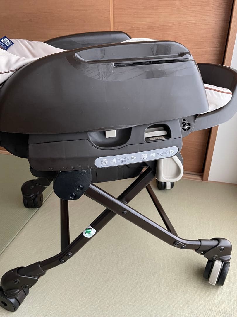 【美品】コンビ電動ハイローチェア ★ネムリラ オートスウィング AT