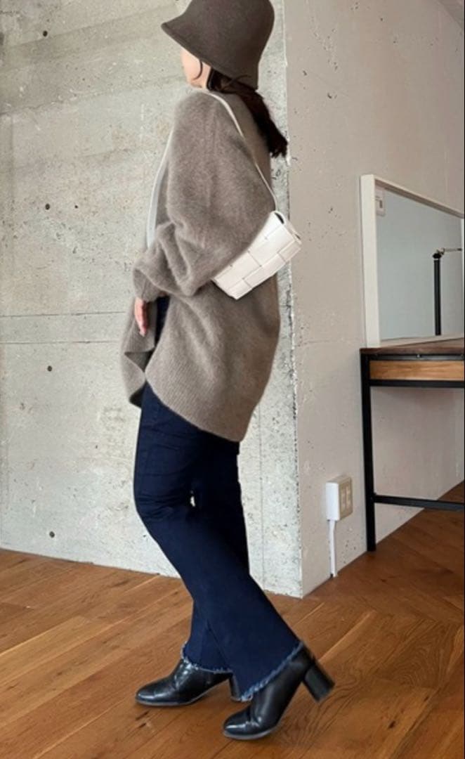 美品　カプリシューレマージュ　FOXカシミアチュニック　モカ