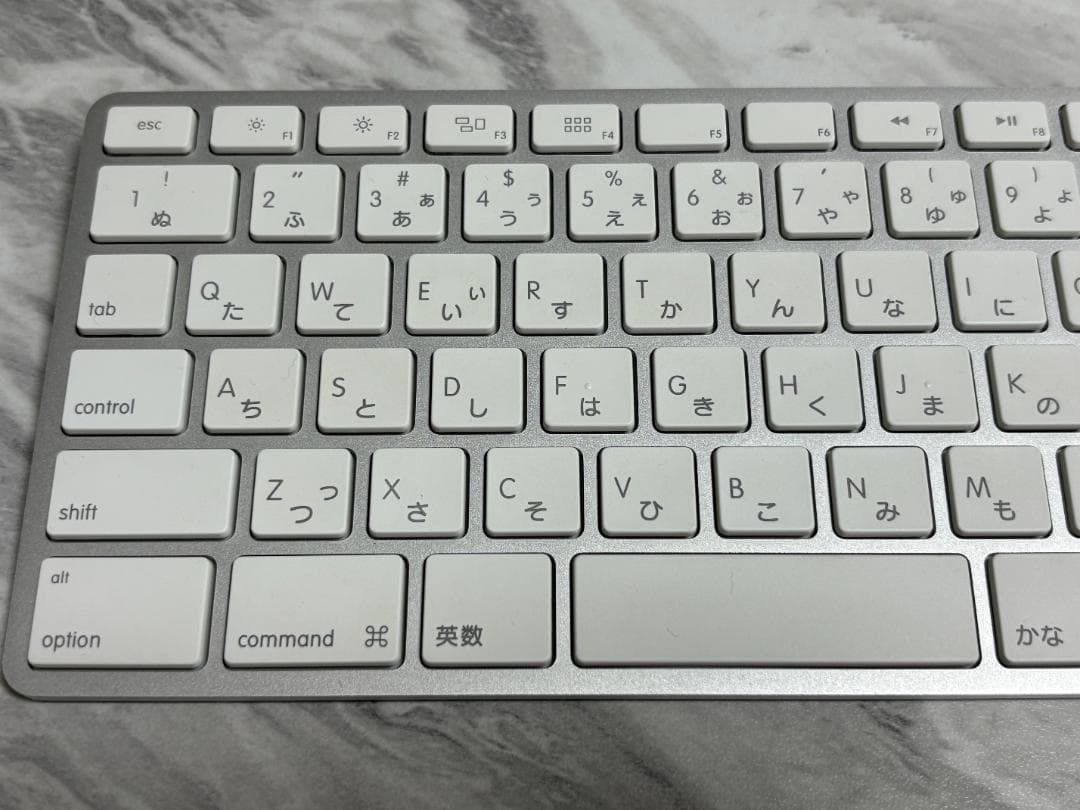 Apple iMac 21.5インチ Retina Late 2015