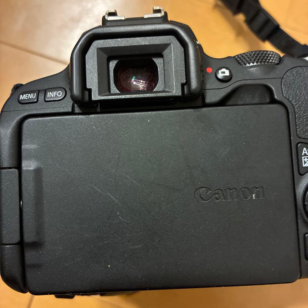 デジタルカメラ Canon EOS kiss x9